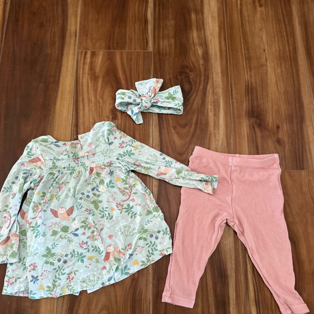Angel Dear 6-12 month set with bow